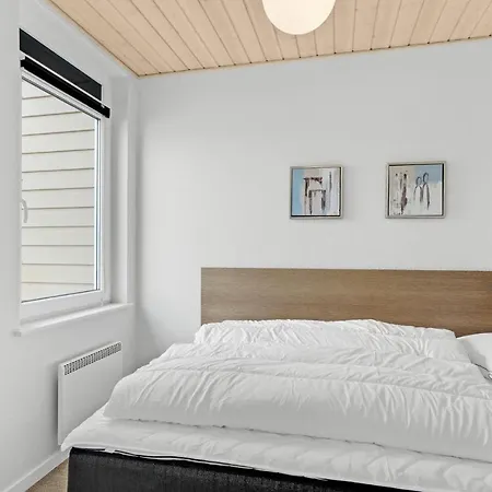 2 Bedroom Amazing In Nørre Nebel