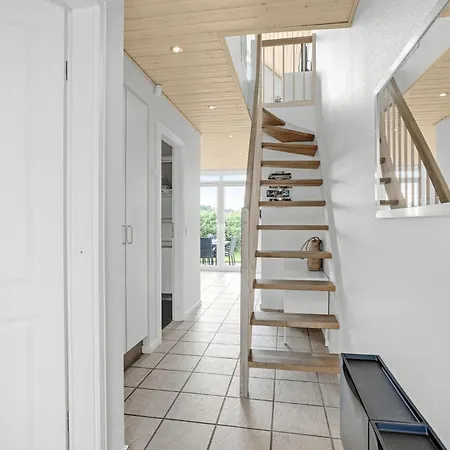 2 Bedroom Amazing In Ferienhaus